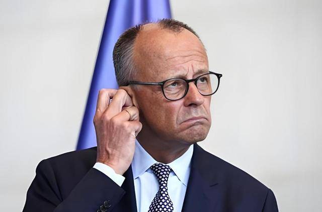 皇冠信用网登3代理注册_默茨专机抵京皇冠信用网登3代理注册，第一道难关出现！宝马CEO通知政府，中方有言在先