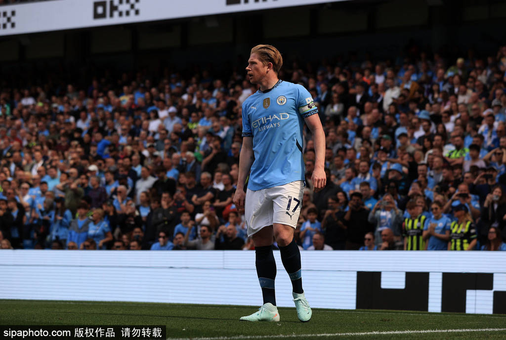 亚洲杯足球比分_观战台：利物浦或加冕英超冠军 巴萨迎扩大领跑优势良机