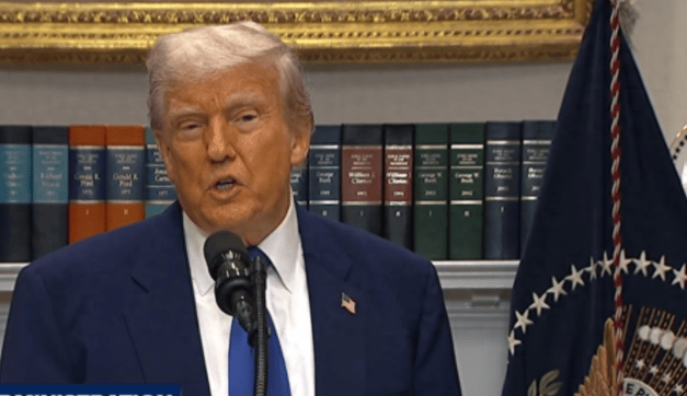 皇冠信用网可以占几成_三大消息：特朗普不参选了皇冠信用网可以占几成？中方担忧要成真？美军灰溜溜撤兵