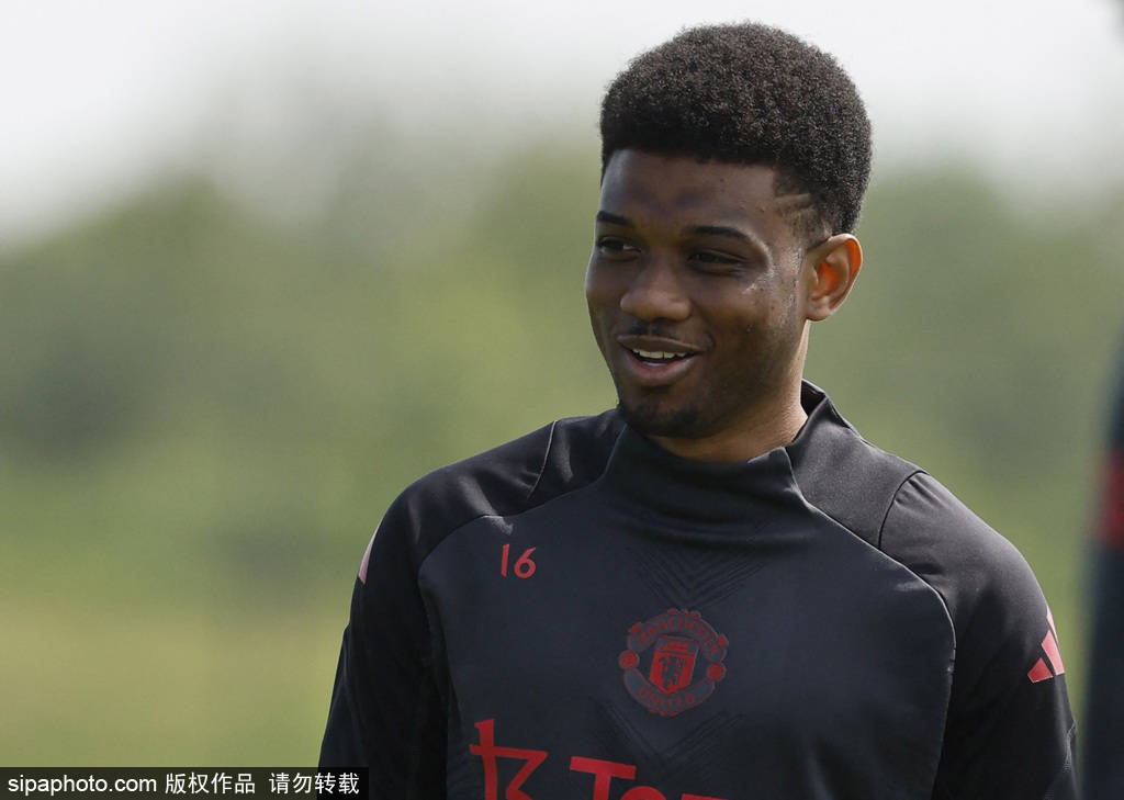 皇冠信用网代理登3_爆！曼联5500万镑报价姆贝莫遭拒！枪手名宿：去热刺皇冠信用网代理登3，别去重建队！