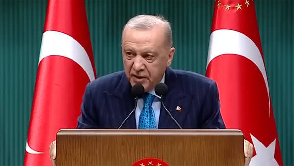 浦和红钻足球_埃尔多安：中东面临严重威胁浦和红钻足球，土耳其将增加中远程导弹生产