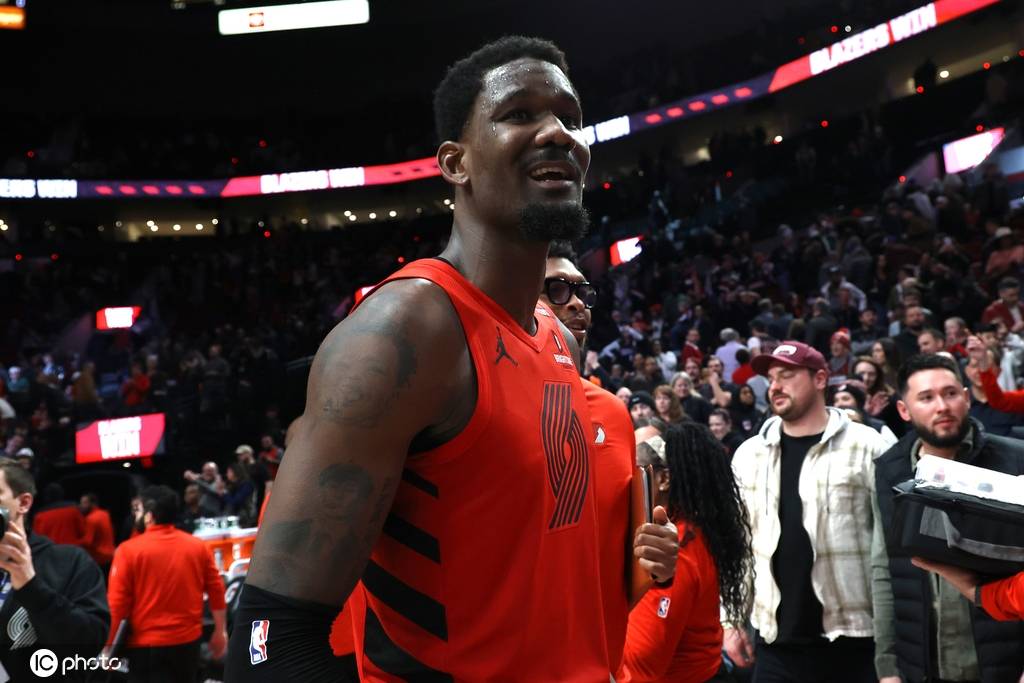 欧洲U21青年锦标赛2025_给杨瀚森腾位置欧洲U21青年锦标赛2025？开拓者与艾顿达成买断协议