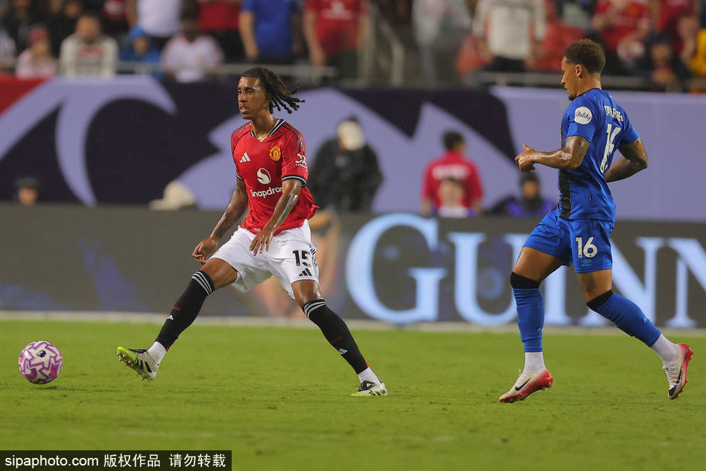 皇冠信用網登3代理_曼联主帅阿莫林慧眼识珠：19岁小将威廉姆斯一战成名