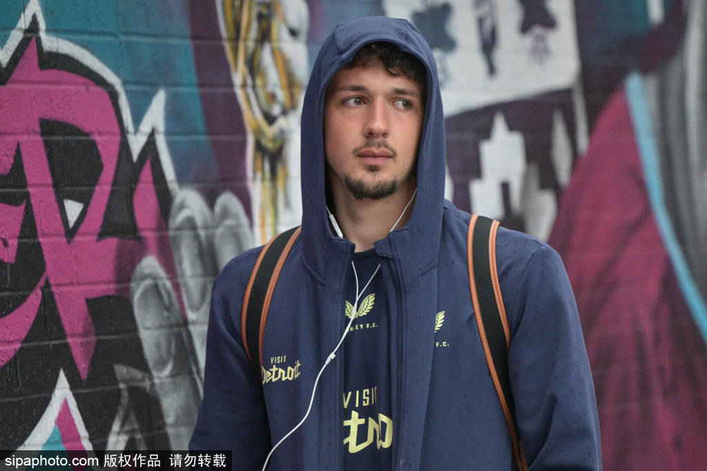 英格兰冠军联赛_曼联新星崛起：德比郡16岁天才门将查理-哈迪即将加盟红魔