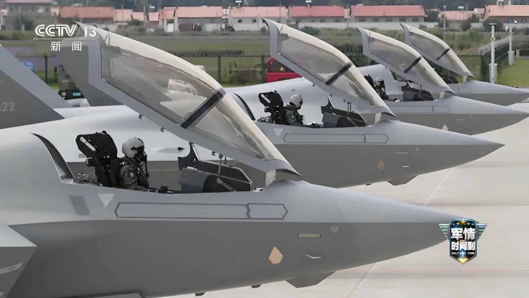 国际友谊赛U19_中国歼-35最新画面国际友谊赛U19！6枚中距弹、隐藏登机梯首次曝光！