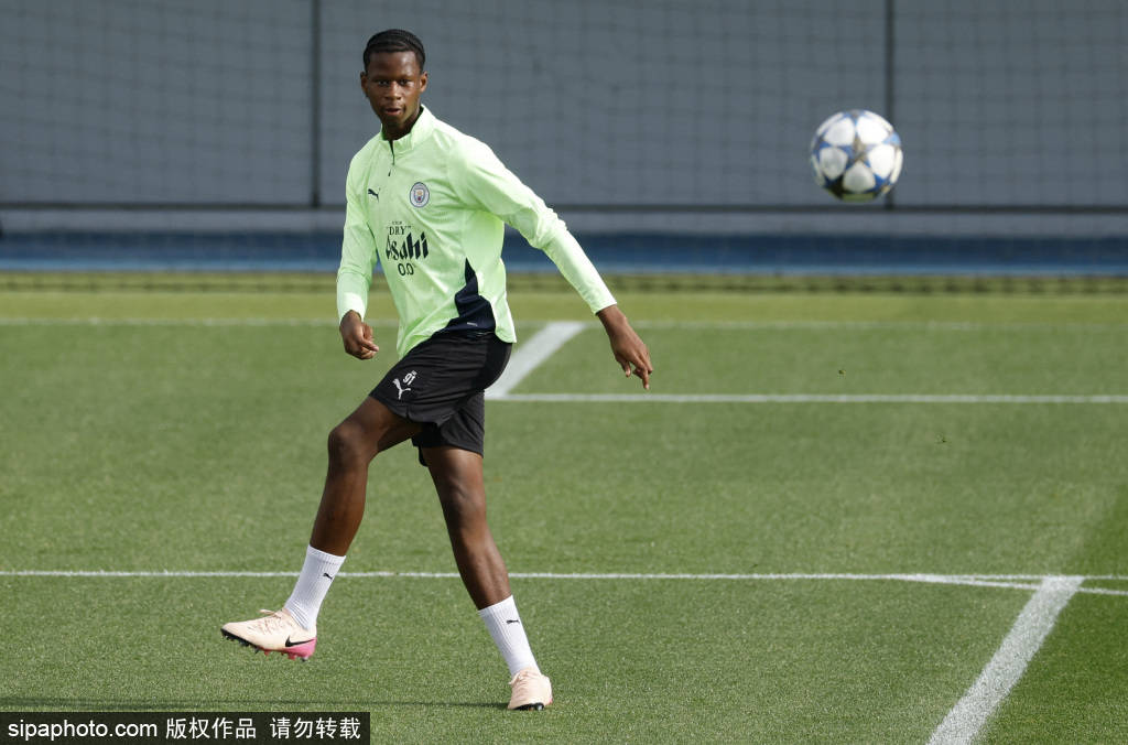 皇冠信用网代理出租_福登：艰难平局背后的成长与未来希望皇冠信用网代理出租，曼城与阿森纳的对决分析