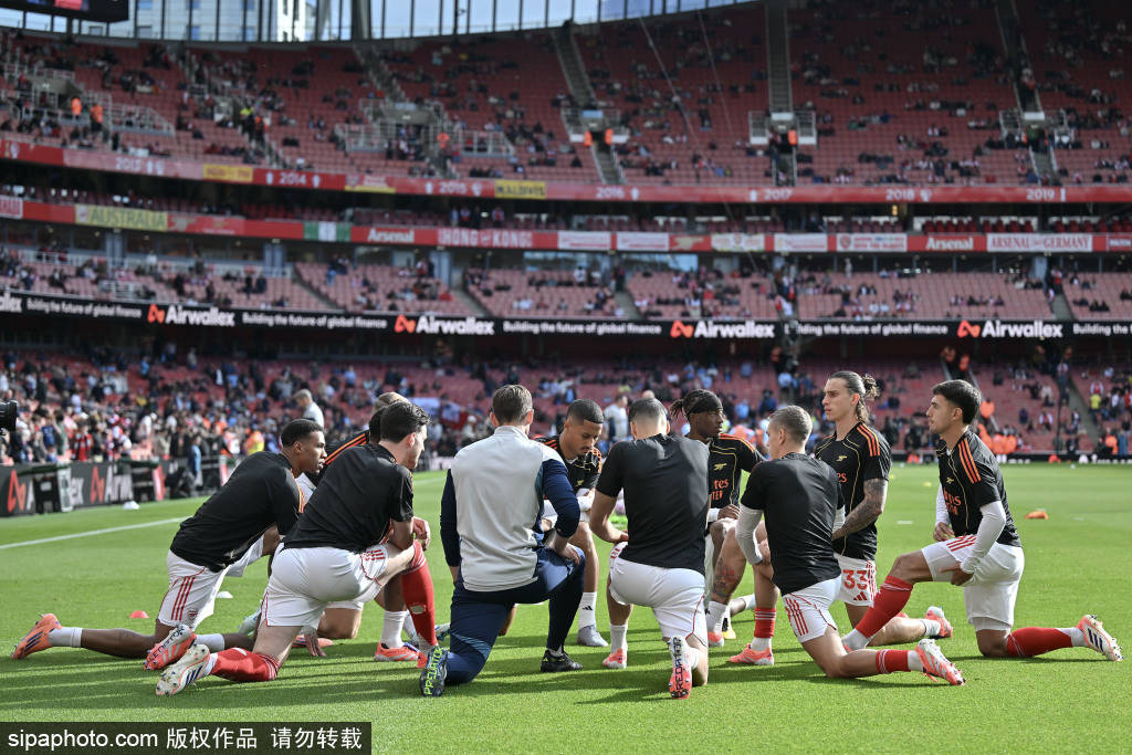 皇冠信用网平台出租_萨卡归来喜忧参半皇冠信用网平台出租，马杜克意外重伤影响阿森纳前景