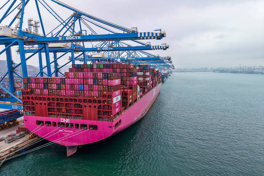 足球管理平台出租_金灿荣：中国“六连鞭”痛打美国足球管理平台出租，特朗普撒泼了