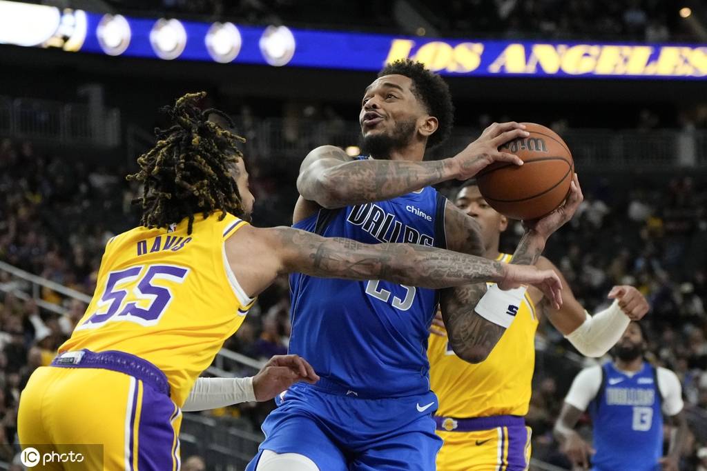 皇冠信用网会员_季前赛-浓眉18+9八村塁19分 湖人末节仅8分遭独行侠逆转