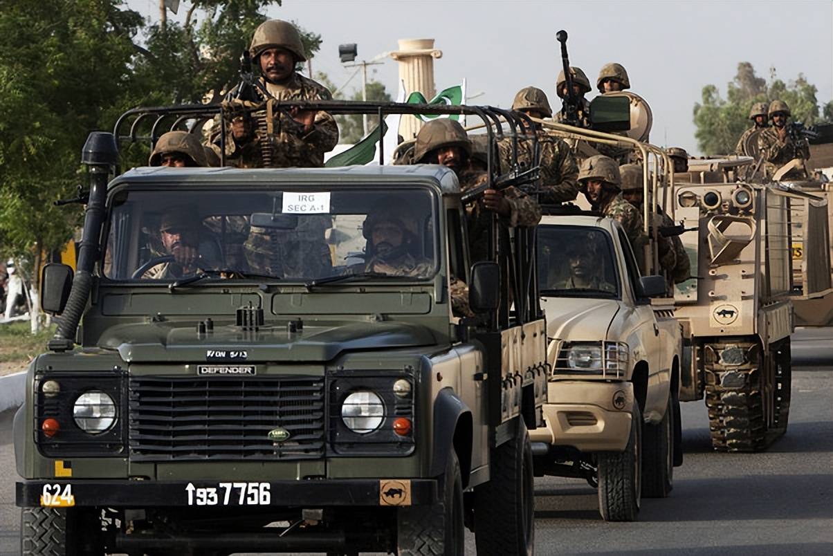 皇冠信用出租代理_终于被巴铁打疼了皇冠信用出租代理，阿富汗将袭击枭龙和歼-10，特朗普喊话他要管