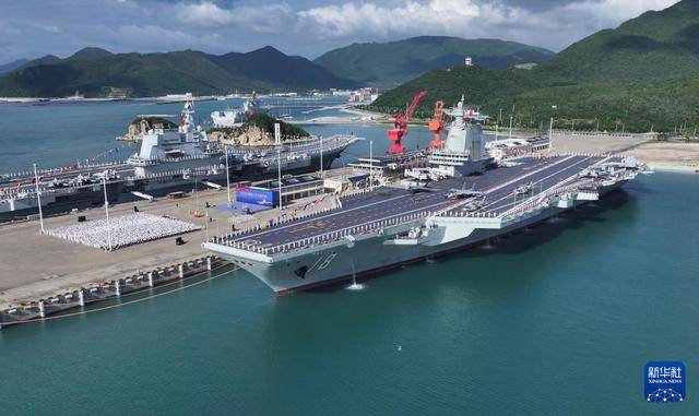皇冠信用网APP下载_军事专家：新型舰载机停放甲板皇冠信用网APP下载，表明福建舰入列即具备战斗力