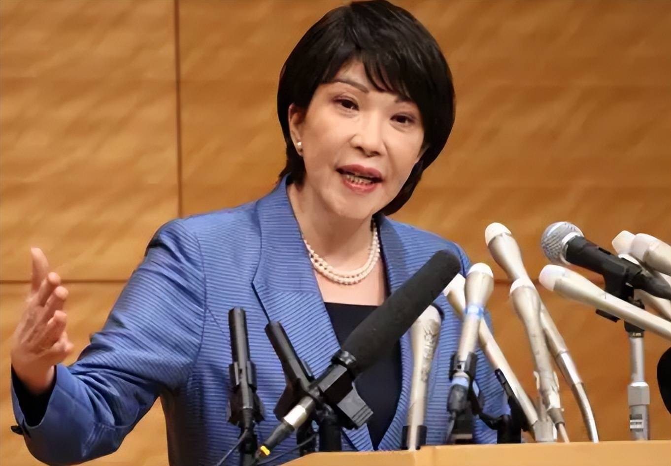 皇冠信用網开号_高市为出兵台海铺路皇冠信用網开号，支持率飙到82%，话音刚落，解放军进逼日本