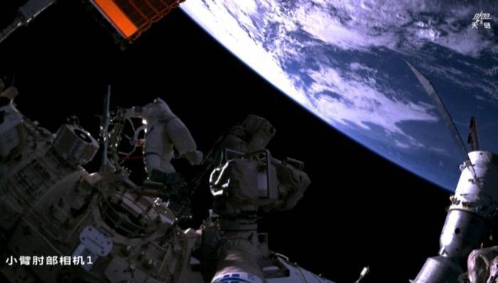 如何申请皇冠信用网_神舟二十号航天员今天将乘坐神舟二十一号飞船返回地球