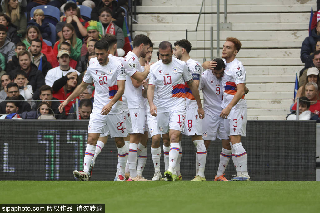 皇冠信用网开户_直通世界杯皇冠信用网开户！世预赛-C罗停赛B费戴帽 葡萄牙9-1亚美尼亚