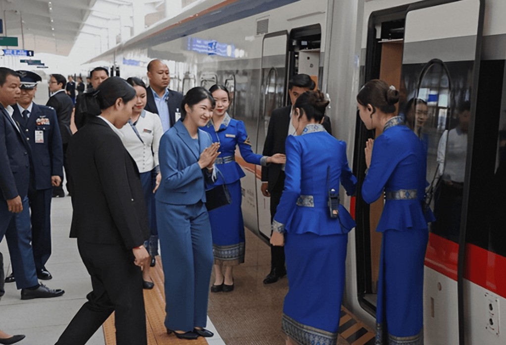 皇冠信用網可以占几成_高市早苗已经自顾不暇之际皇冠信用網可以占几成，日本皇室有异动，公主亲自到中国周边挖墙角