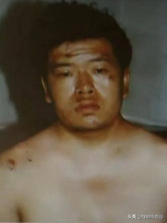 皇冠信用网在线申请_无间道？山西警察中队长抢运钞车皇冠信用网在线申请，被同事百发子弹乱枪击毙