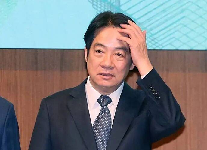 皇冠hga030_郑丽文扛大旗！台当局提统一时间皇冠hga030，岛内接通知，核心资产移交美日