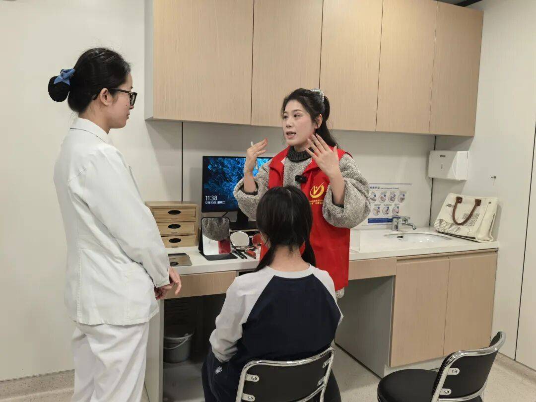 皇冠登3代理申请_杭州小夫妻新婚当天进了病房！这个“婚庆团队”皇冠登3代理申请，服了……